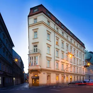 Exe Park 3*, Praga Czechy