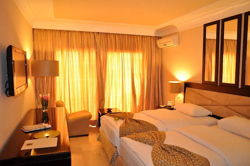 Casablanca Le Lido Thalasso & Spa 4*,